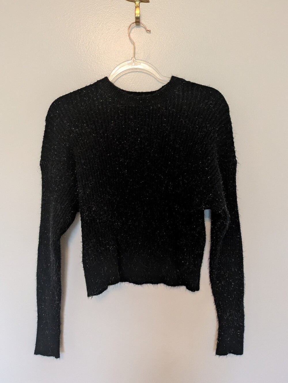Elodie Sweater Speckled Textured Fuzzy Crop Black Small
